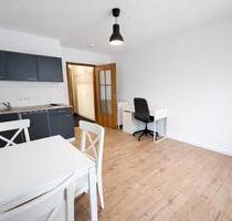 Möbliertes 1-Zimmer-Apartment mit neuer Einbauküche in Augsburg! Sofort verfügbar!