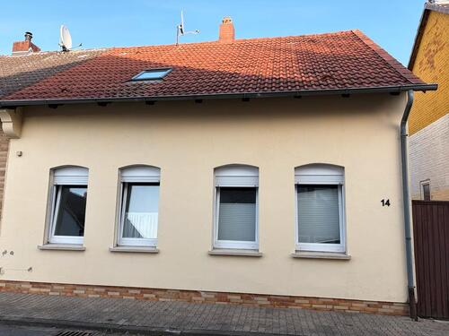 Foto - Haus zu verkaufen - 70.000,00&nbsp;EUR Kaufpreis, ca.&nbsp; 120,00&nbsp;m&sup2;