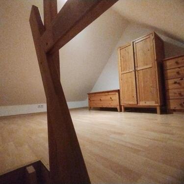 Foto - 1 Zimmer Dachgeschoßwohnung zur Miete in Leer (Ostfriesland)