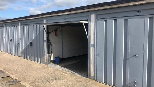 Foto - Vermiete Motorrad -Stellplatz in Garage Nordhausen