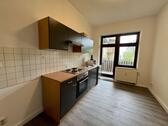 Foto - Große renovierte 4-Raumwohnung mit Balkon, Garten und Einbauküche