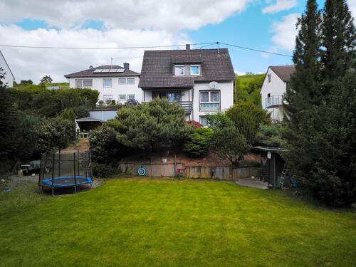 Foto - Einfamilienhaus auf 1765m Parkgrundstück mit Bach