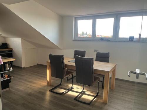Foto - 2,5 Zimmer Wohnung mit Balkon und Einzelgarage