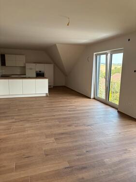 Foto - Neuer Raum zur gewerblichen Nutzung mit Küche&Bad: 70qm, 1.OG