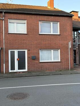 Foto - Reihenmittelhaus in Zentrum naher Lage, neu modernisiert!