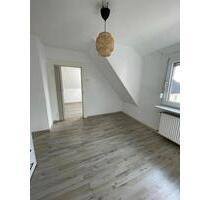 Großes ,helles Zimmer in Haus WG direkt an HD - Leimen