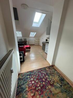 Foto - Möbliertes 1-Zi.-Apartment mit Einbauküche und Bad zur Miete