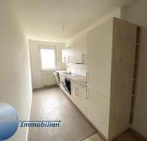 STARK! Schöne helle 2 Raum Wohnung mit Balkon und EBK! - Plauen