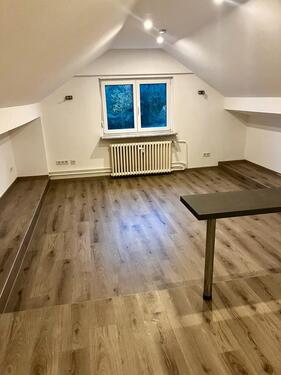 Foto - 1 Zimmer Dachgeschoßwohnung zur Miete in Braunfels