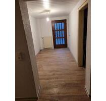 Mietwohnung - 680,00&nbsp;EUR Kaltmiete, ca.&nbsp; 102,00&nbsp;m&sup2; in Hennweiler (PLZ: 55619)