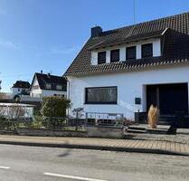 Schönes geräumiges Haus mit Garten - Niederzissen