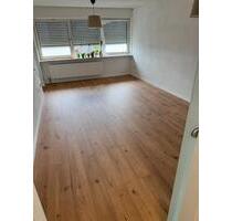 Vermiete 2 Zimmer Wohnung mit Balkon in Neuhaus am Inn