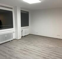 1 Zimmer Wohnung - 950,00&nbsp;EUR Kaltmiete, ca.&nbsp; 32,00&nbsp;m&sup2; in Sindelfingen (PLZ: 71067) Eichholz