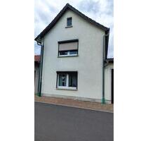 Einfamilienhaus - 100.000,00&nbsp;EUR Kaufpreis, ca.&nbsp; 100,00&nbsp;m&sup2; in Unstrut-Hainich (PLZ: 99991)