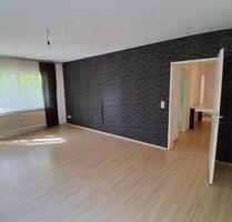 Ca. 90 m² im Erdgeschoss: 3 Zimmer mit Terrasse - Taunusstein