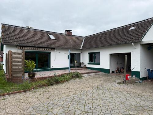 Foto - Haus mit großem Garten - 248.000,00 EUR Kaufpreis,