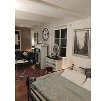 Schönes großes Zimmer in Ü50 WG (Wohngemeinschaft) - Schwabach