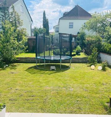 Foto - Mehrfamilienhaus von Privat mit Einliegerwohnung