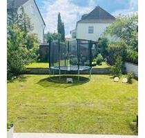 Mehrfamilienhaus von Privat mit Einliegerwohnung - Würzburg Heuchelhof