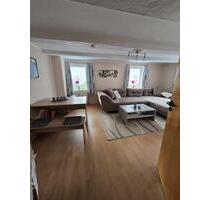 Dreizimmer. Parkplatz. Garten - 500,00&nbsp;EUR Kaltmiete, ca.&nbsp; 80,00&nbsp;m&sup2; in Diekholzen (PLZ: 31199)