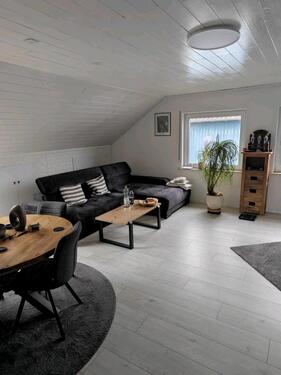 Foto - Schöne Dachwohnung zu vermieten