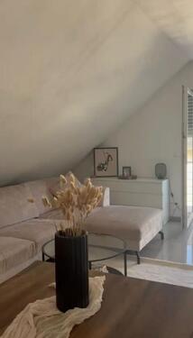 Foto - Attraktiv geschnittene helle 3-Zimmer-Wohnung mit Balkon