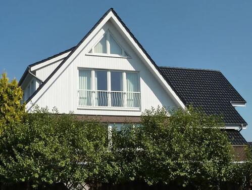 Foto - Schöne große DG Wohnung mit eigenem Eingang + großer Dachterrasse