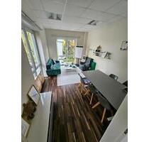 PRAXISRÄUME ZUR UNTERMIETE - HELL UND VIELSEITIG NUTZBAR - Bad Vilbel