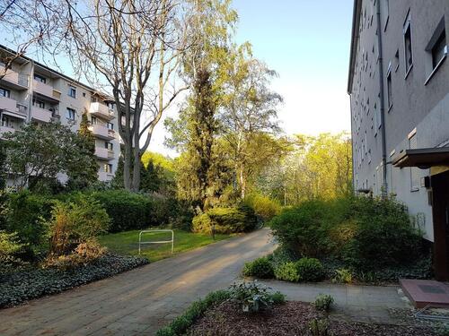 Foto - Provisionsfrei: Renovierte 3-Zimmer-Wohnung mit Balkon