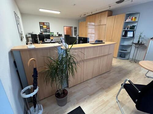 Foto - Büroräume zu vermieten, 82 qm - 1.020,00 EUR Kaltmiete, ca.  10,00 m²