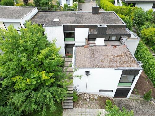 Foto - Traumhaus mit zwei Garagen in begehrter Schweinfurter Lage