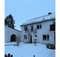 Charmante Haushälfte mit Garten, Balkon & Garage - Bergen