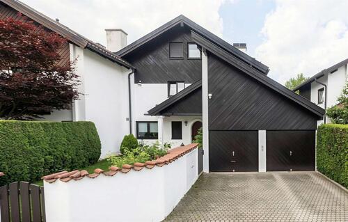 Foto - Familienfreundliche Doppelhaushälfte in Grünwald