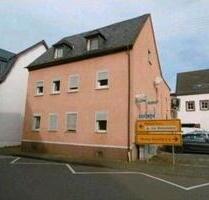 Schnäppchenhaus für *Handwerker in 54518 Osann-Monzel*