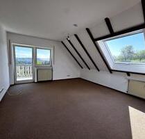 Renovierte 4 ZBK DG Wohnung - 770,00&nbsp;EUR Kaltmiete, ca.&nbsp; 81,00&nbsp;m&sup2; in Bissingen (PLZ: 86657)