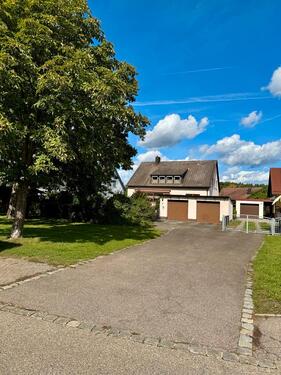 Foto - 8 Zimmer Einfamilienhaus zum Kaufen in Altdorf bei Nürnberg