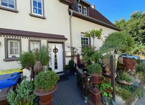 Foto - Reihenmittelhaus-modernisiert, gemütlich mit Garten und 2 Garagen