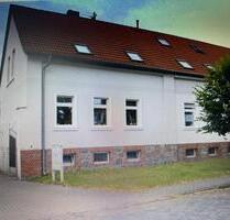 Haushälfte auf Bauernhof zu vermieten - Stendal