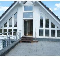Gehobene 2 Zimmer Wohnung 100 qm ,2 Balkons und 30qm Terrasse - Schlangenbad