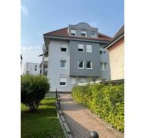 2,5 Zimmer-Wohnung mit TG und Balkon in zentrale Lage - Sinsheim