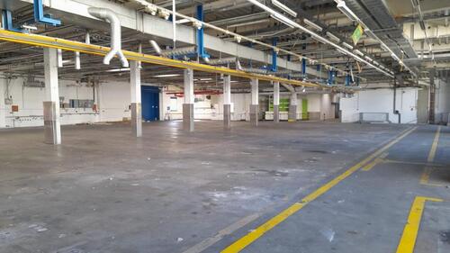 Foto - Halle mit Stellplätzen für Wohnmobile zu vermieten