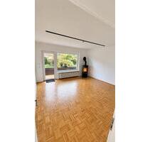 Hochwertig sanierte 92 m² Wohnung mit EBK, Kamin, Klima & Balkon - Felsberg