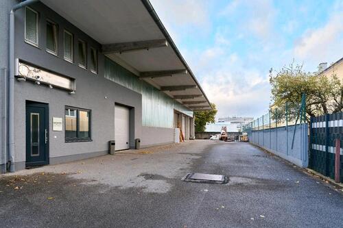 Foto - Halle mit Bürofläche in zentraler Lage Augsburg Lechhausen