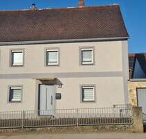 Einfamilienhaus Top gepflegt o. Renovierungsstau - Burgoberbach