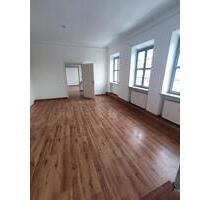 Geräumige Wohnung in Wermsdorf - 550,00&nbsp;EUR Kaltmiete, ca.&nbsp; 83,00&nbsp;m&sup2; in Wermsdorf (PLZ: 04779)