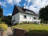 Foto - Modernisiertes EFH in exklusiver Lage mit Traumgarten