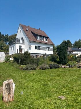 Foto - EinZweifamilienhaus mit Pool ,Garten und Baugrundstück 1500m2