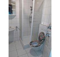 Helle Souterrain 1 Zimmer Wohnung 52 qm Küche und Stellplatz - Aidlingen