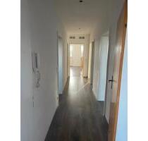 Neu renovierte 3 Zimmer Wohnung zum Verkauf - Leverkusen