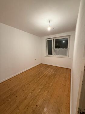 Foto - Einer WG-Zimmer in einer 2,5 Zimmer Wohnung.